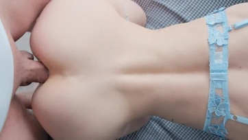 A kis virgonc fiatal ribi szereti midőn cummantás után a segglyukát is meghúzza a csávója Thumb