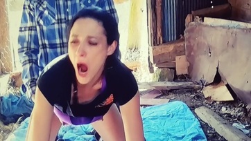 Fiatal milf feleség a fekete bránerre vágyakozik Thumb