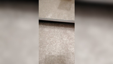 Bájos szöszke tini csaj tükör előtti önkielégítése telóval felvéve Thumb