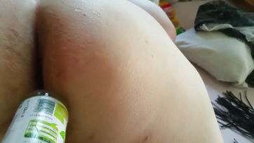 Kegyetlenül popón baszta a nagy popsis magyar menyasszonyát az üveggel Thumb