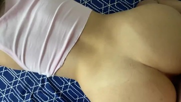 Lebuktatta masztizás közben a nagycicis mostohahúgát és odalógatta az acélos faszát Thumb